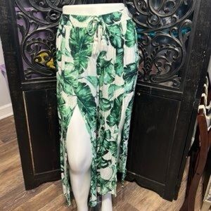 Tropical leaf pants